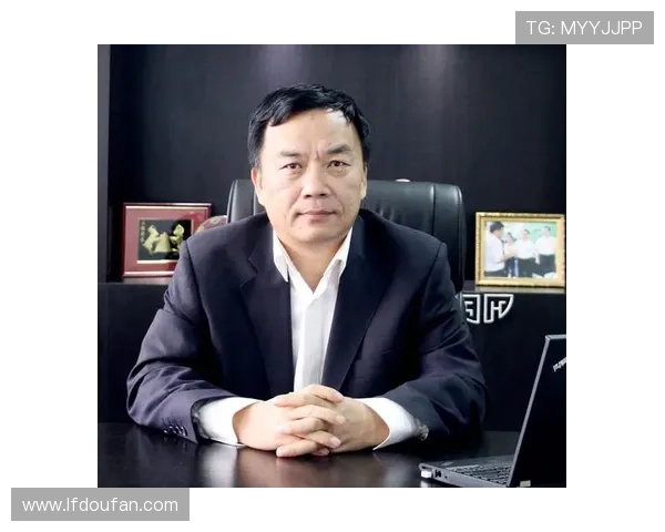 从草根到传奇企业家他们如何用创新与坚持改变世界